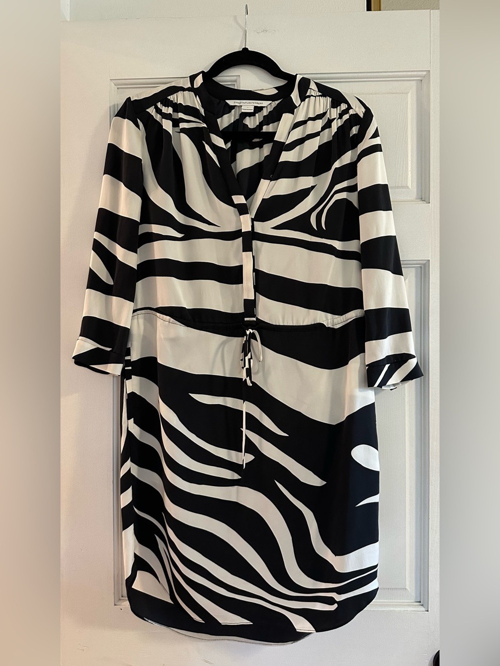Diane Von Furstenberg Freya Shirt Dress Silk with Stretch Size 4